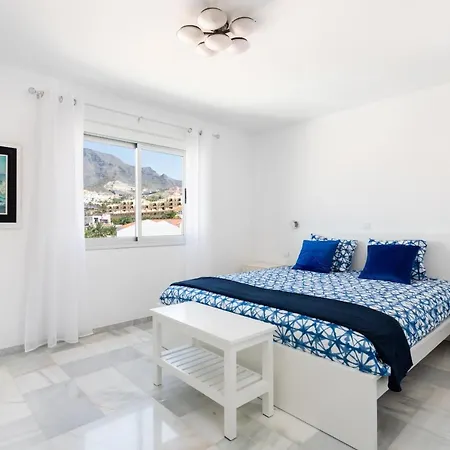 Home2book Stunning Sea Views Adeje, Wifi & Pool Дом отдыха *