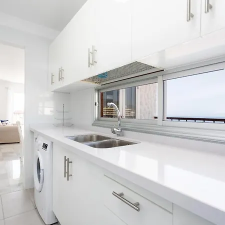 Дом отдыха Home2book Stunning Sea Views Adeje, Wifi & Pool