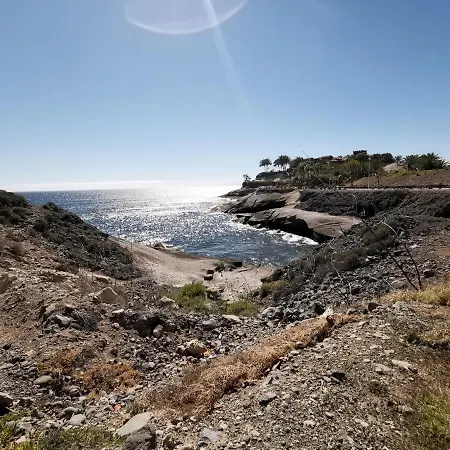 Home2book Stunning Sea Views Adeje, Wifi & Pool Дом отдыха Плайя-Фаньябе